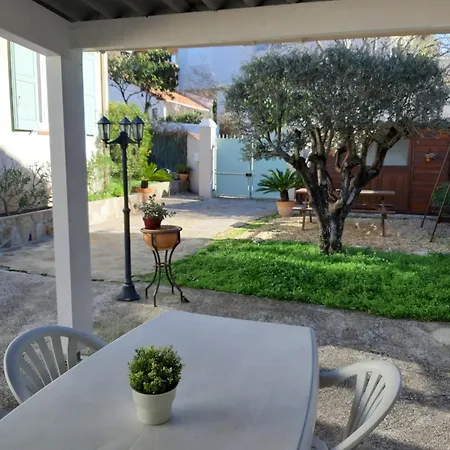 شقة Maisonnette Avec Pergola تولون